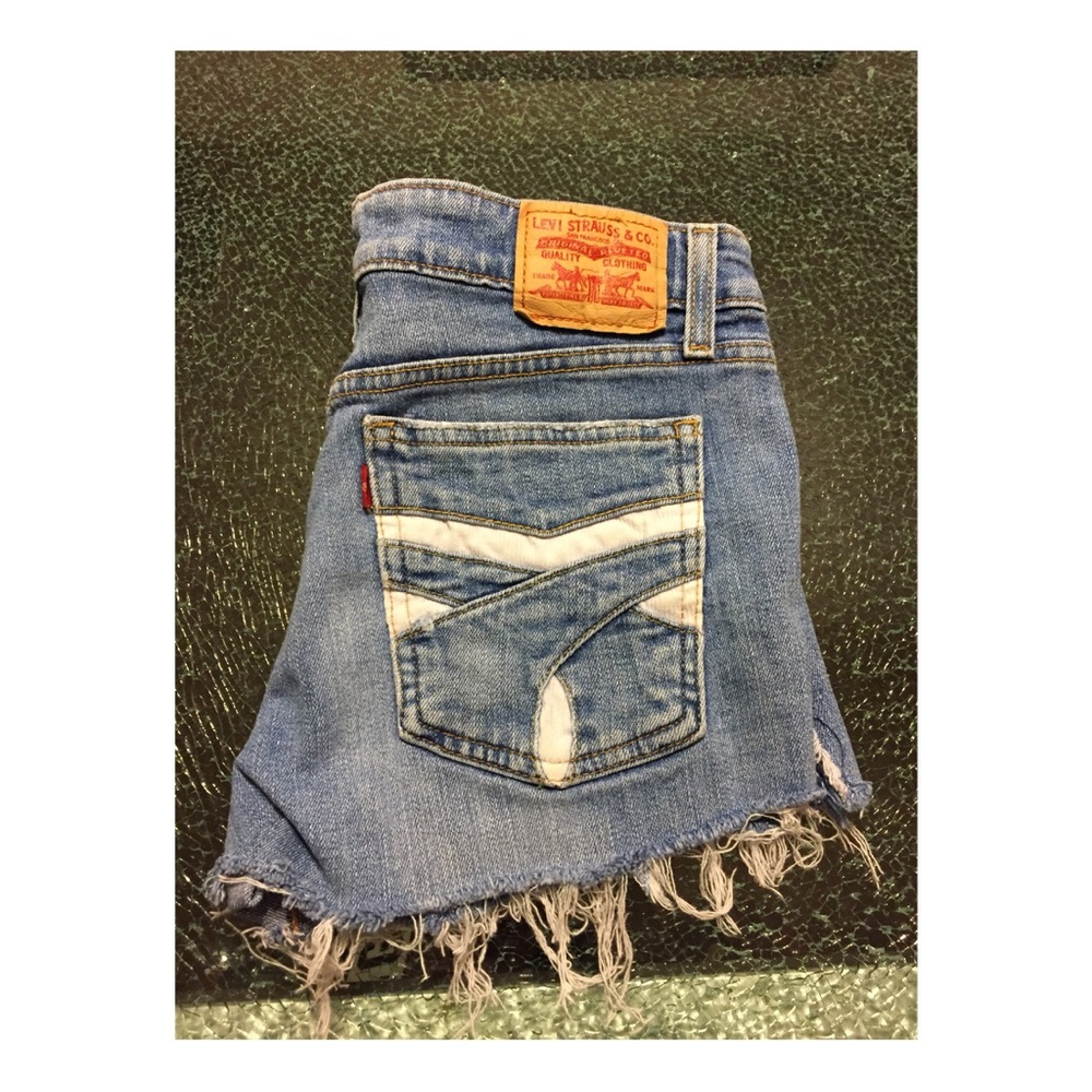 Women’s self cut Levi’s